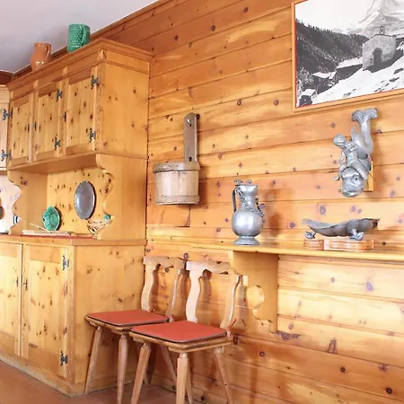 Spacious & Central For Up To 12 Guest, Chalet Haut-praz Chalet Crans-Montana