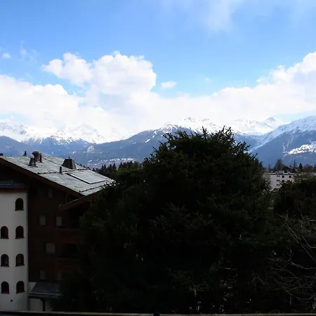 Spacious & Central For Up To 12 Guest, Chalet Haut-praz * Crans-Montana